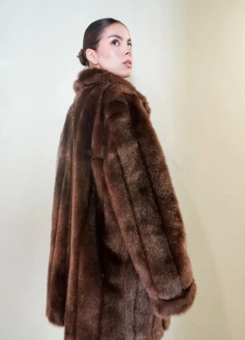 Overcoat brown cuddly