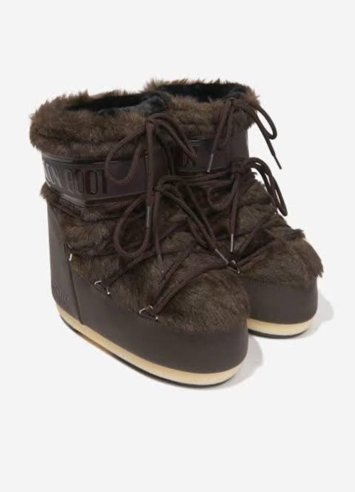 Brown faux moonboots